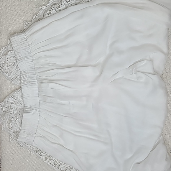 Goa Beachwear by Japna Tulip Crop Pants with Crochet Lace Detail in White - Picture 15 of 17